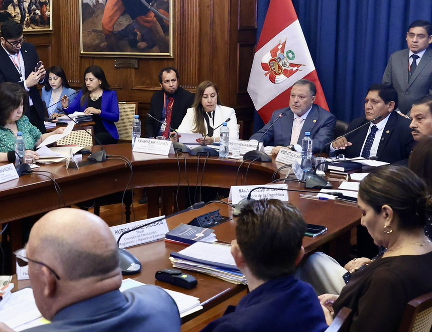 Facultades delegadas: Obras da Quorum a Constitución y oficialismo y aliado aprueban dictamen con 7 puntos no aprobados en Diputados
